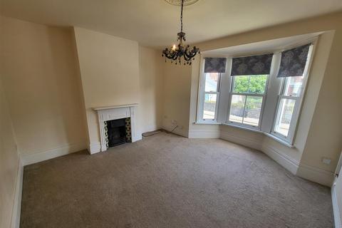 3 bedroom apartment to rent, Chepstow Road, Newport NP19