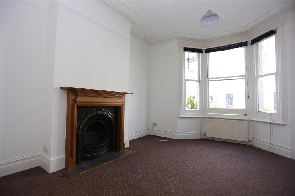 Queens Park Road, Brighton 1 bed flat to rent £1,100 pcm (£254 pw)