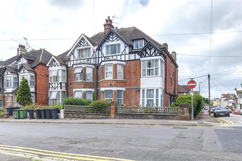 2 bedroom flat for sale, Chepbourne Road, Bexhill-On-Sea