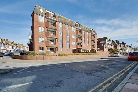 2 bedroom flat for sale, Cantelupe Road, Bexhill-On-Sea