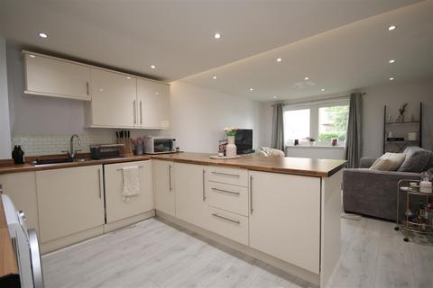 1 Morris Walk, Dartford, DA1 5GP