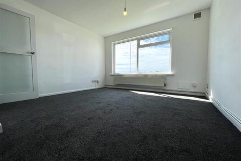 2 bedroom flat to rent, Coastline Court, Porth TR7