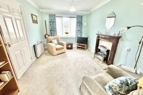 2 bedroom terraced house for sale, Brook Farm Court, Hereford HR2