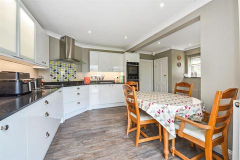 4 bedroom semi-detached house for sale, Ashfield Road, Andover