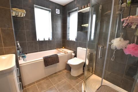 218 Belmont Road, Erith, DA8 1LG