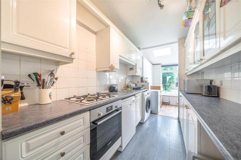 77 Wolsey Drive, Kingston Upon Thames, KT2 5DP