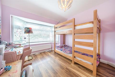 77 Wolsey Drive, Kingston Upon Thames, KT2 5DP