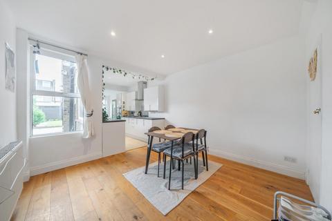 4 Craven Road, Kingston Upon Thames, KT2 6LW