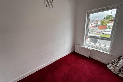 2 bedroom flat to rent, Redditch Road, Kings Norton, Birmingham