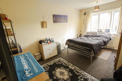 4 bedroom house to rent, Fladbury Crescent, Birmingham