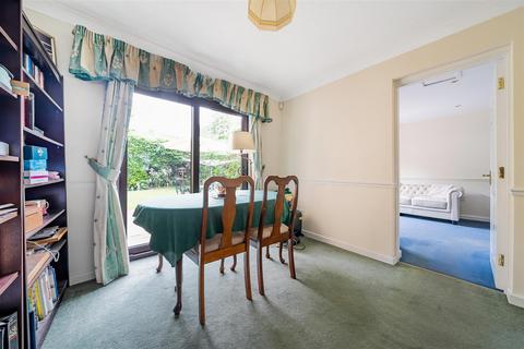 4 bedroom detached house for sale, Kilverts Close, Chippenham