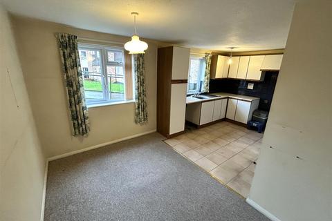 2 bedroom flat for sale, Southmead, Chippenham