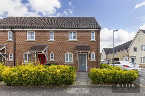 2 bedroom end of terrace house for sale, Kishorn Way, Attleborough
