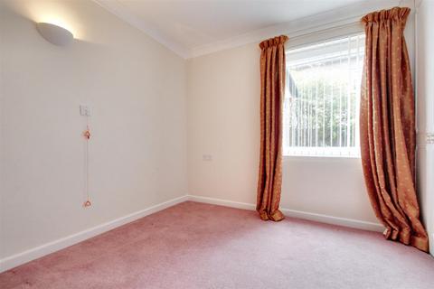 2 bedroom house for sale, Goring Road, Goring-By-Sea