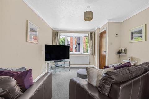 2 bedroom terraced house for sale, Benyon Mews, Bath Road, Reading
