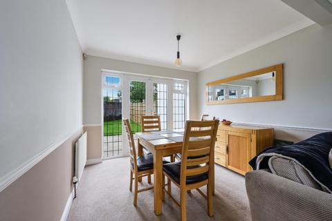25 Crosslands Road, West Ewell, Epsom, KT19 9SS