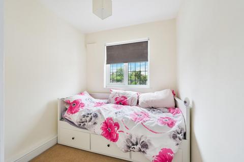25 Crosslands Road, West Ewell, Epsom, KT19 9SS