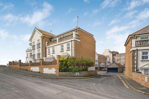 2 bedroom flat for sale, Martello Road, Seaford BN25