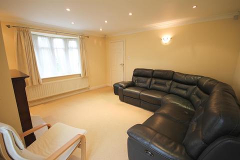 1 Trent Close, Cheadle, Stoke-on-trent, ST10 1QU