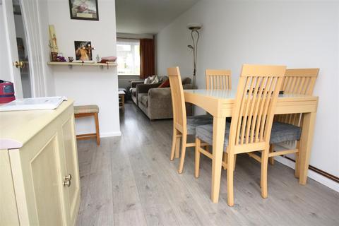 7 Bushy Close, Bletchley, Milton Keynes, MK3 6PH