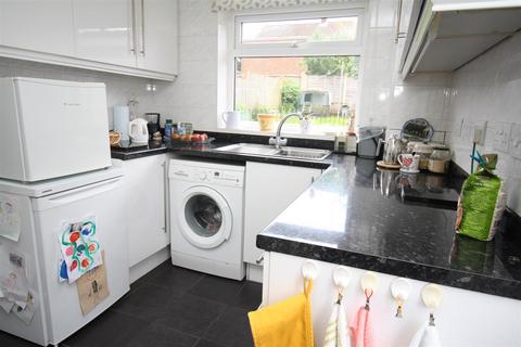 7 Bushy Close, Bletchley, Milton Keynes, MK3 6PH