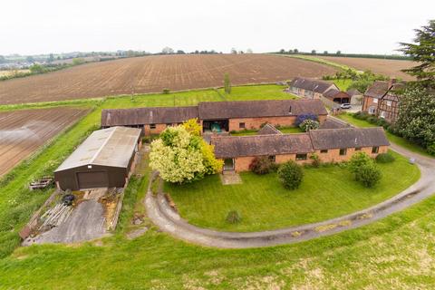 3 bedroom barn conversion for sale, Stratford-Upon-Avon CV37