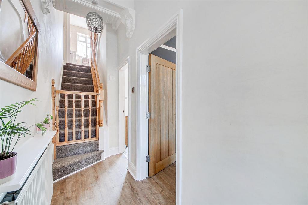 Sussex Road, Southport PR8 3 bed semidetached house for sale £260,000