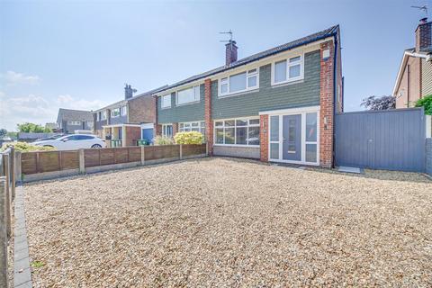 3 bedroom semi-detached house for sale, Easedale Drive, Southport PR8