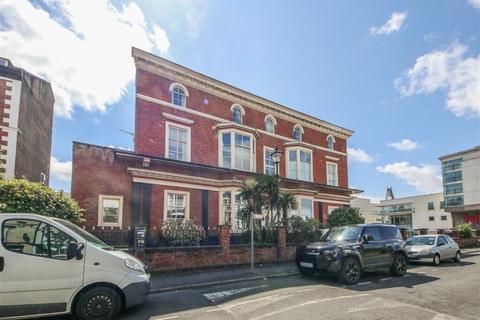 44 - 45, Promenade Southport PR9
