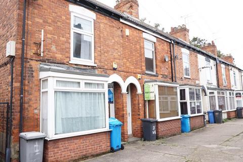 2 bedroom terraced house to rent, 1 Willow Grove, Princes Road, Hull