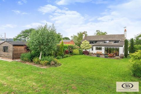 4 bedroom detached house for sale, Plant Lane, Moston, Sandbach