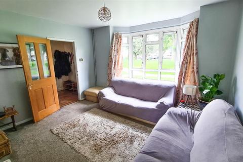 2 bedroom semi-detached house for sale, Harridge Road, Leigh-On-Sea