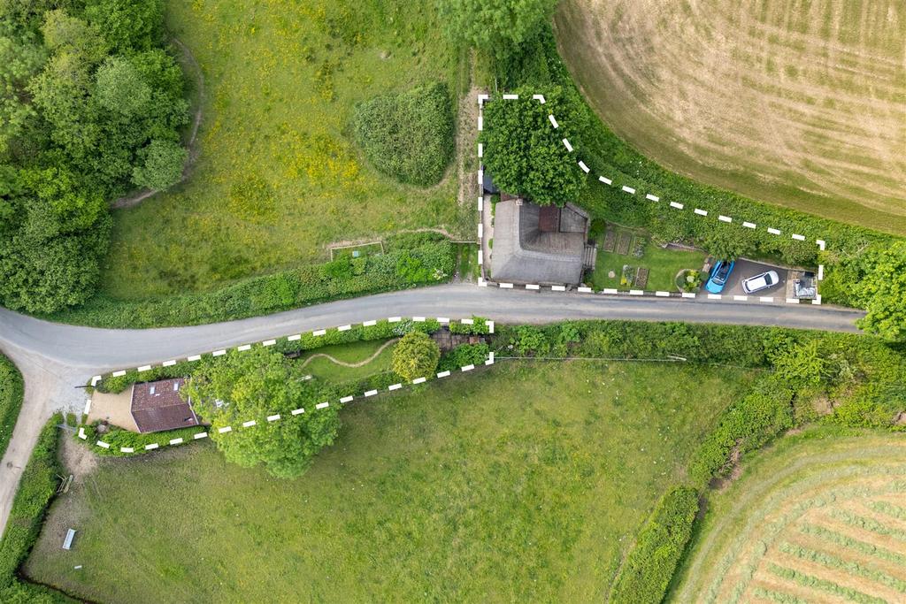 DJI 0994-HDR (outline).png