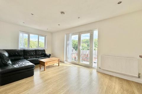 2 bedroom flat to rent, Oakwell Vale, Barnsley