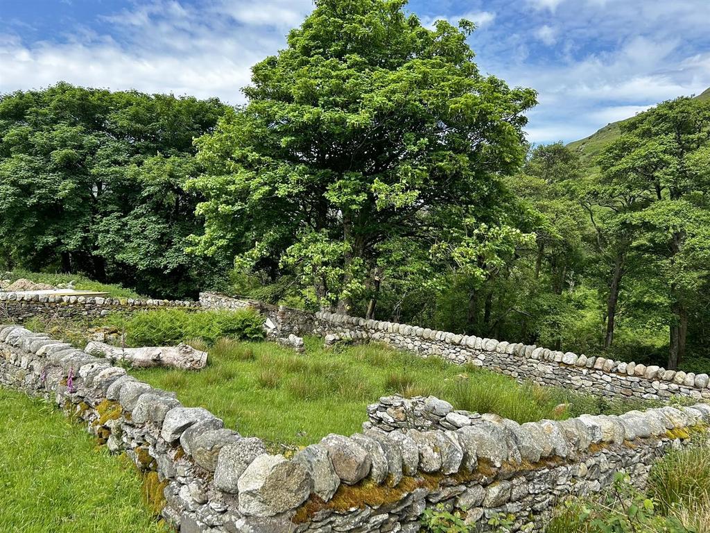 Walled garden