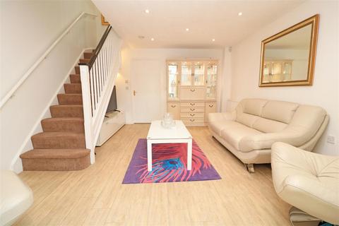 2 bedroom semi-detached house for sale, Yonge Close, Boreham