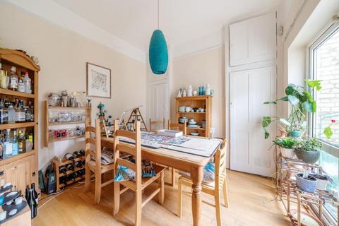 4 Torridon Road, London, SE6 1AQ