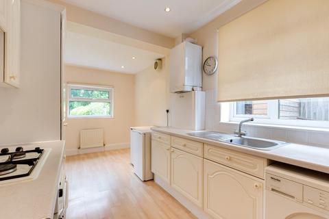 46 Kingsway, Petts Wood, Orpington, BR5 1PS