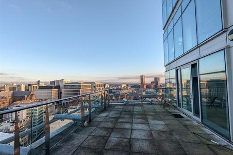 2 bedroom apartment to rent, Great Northern Tower, 1 Watson Street, Manchester M3 4EF