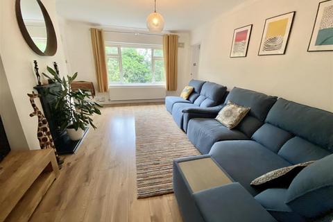 2 bedroom property to rent, Ashton Court, Moss Lane, Sale