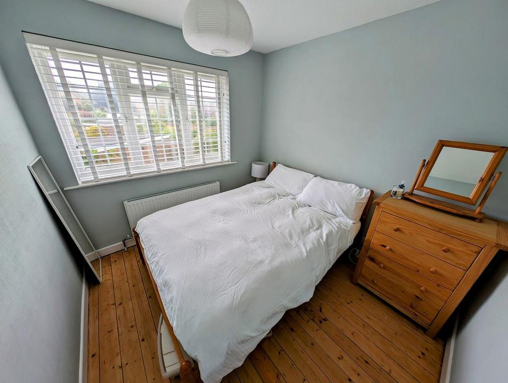 Bed 4.jpg