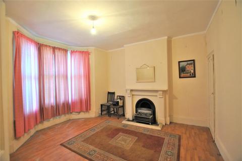 3 bedroom end of terrace house for sale, Wells Road, Knowle, Bristol