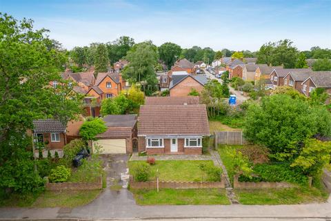 4 bedroom detached bungalow for sale, King Edwards Road, Ascot