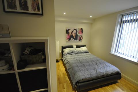 1 bedroom flat to rent, Whaddon Road Cheltenham