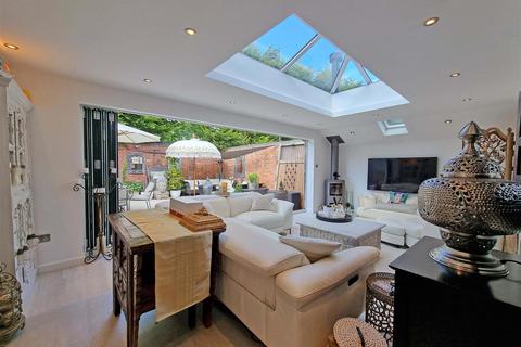4 bedroom semi-detached house for sale, Hollywood Drive, Hollywood