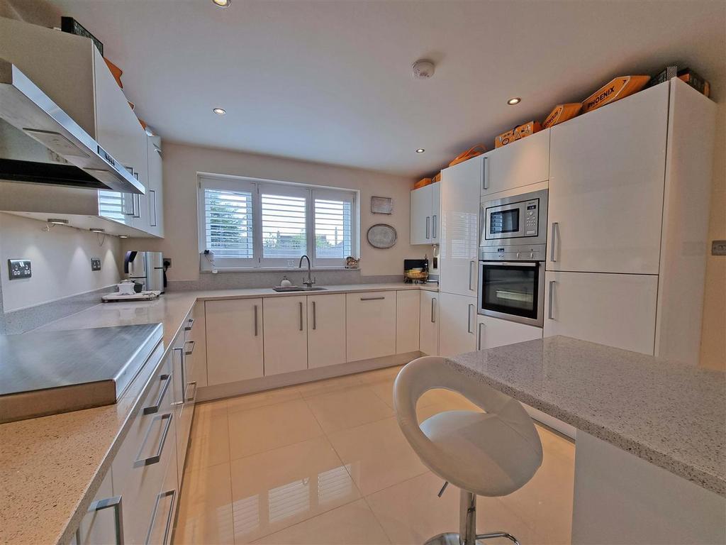Modern breakfast kitchen