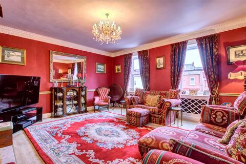 3 bedroom maisonette for sale, Front Street, Tynemouth