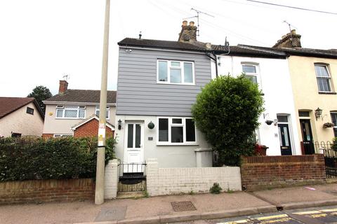 3 bedroom end of terrace house for sale, Mount Road, Rochester ME1