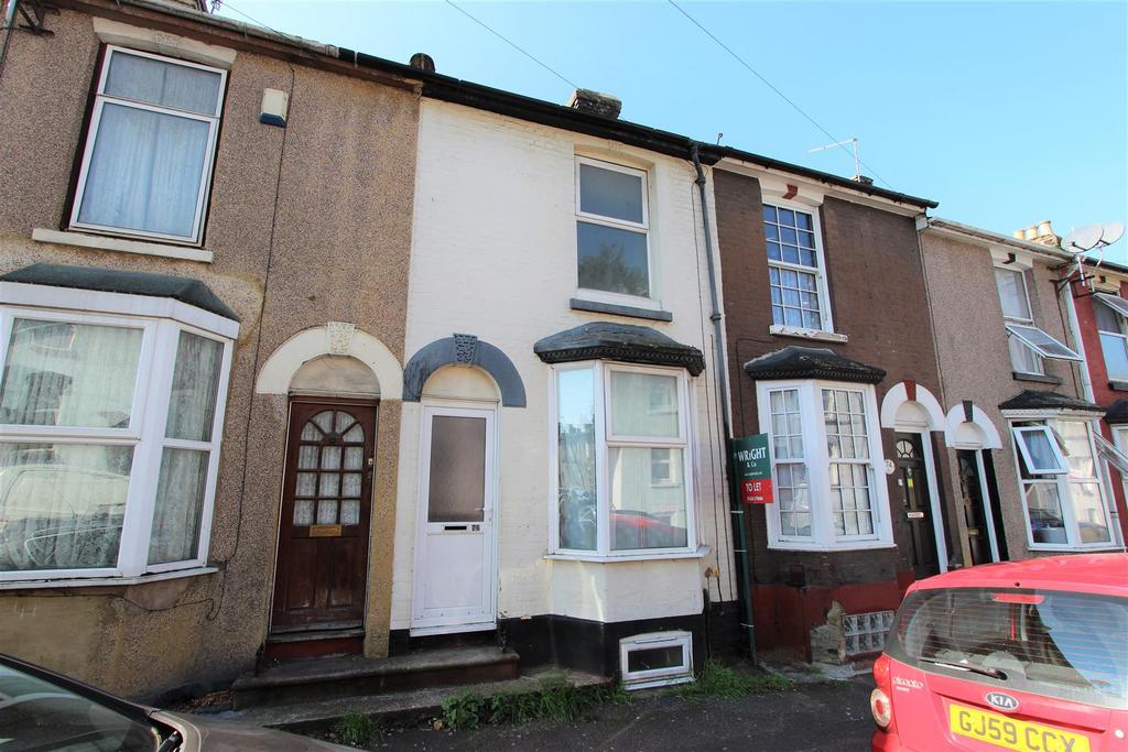 Thorold Road, Chatham ME5 4 bed terraced house £900 pcm (£208 pw)