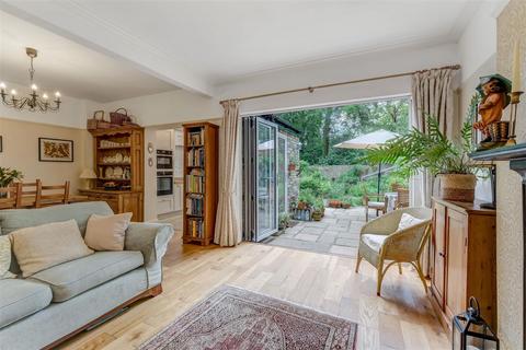 62 Woodcote Road, London, E11 2QA